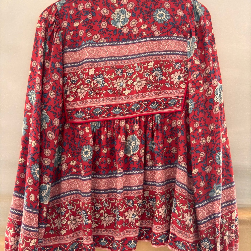 Spell the Gypsy Red and Blue Floral Folk Town Blouse- M - Picture 5 of 7